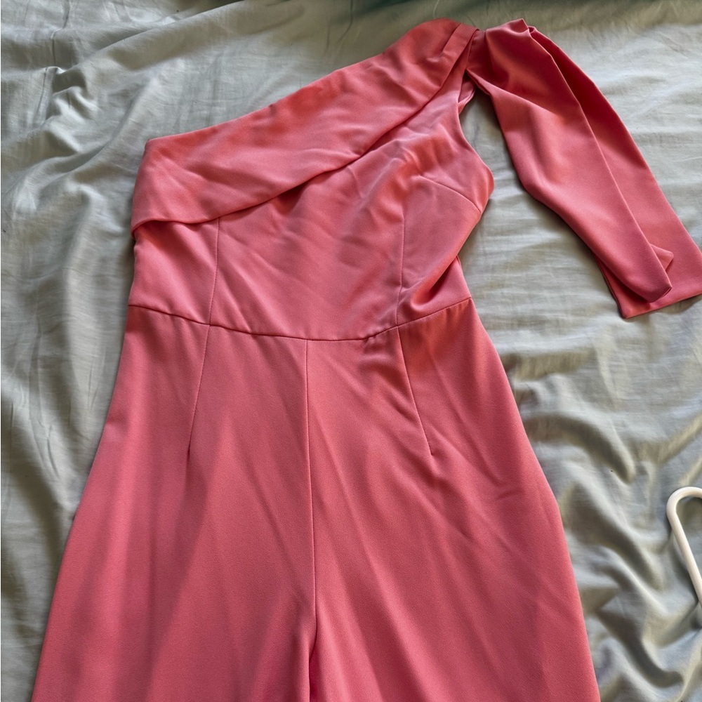 Elegant Pink One-Shoulder Jumpsuit